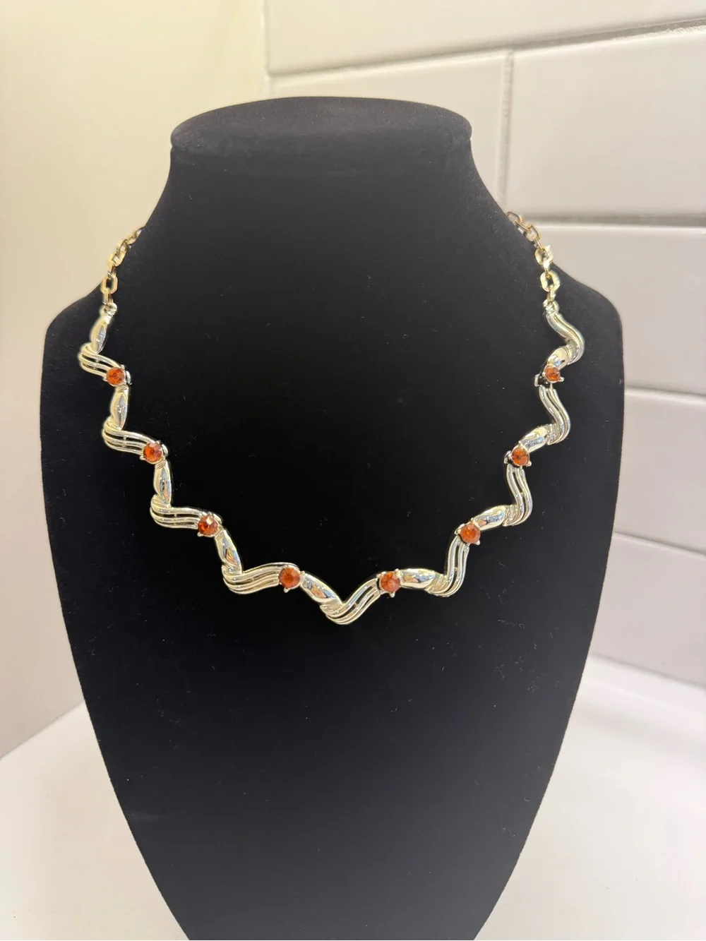 Vintage Coro Gold Tone Rhinestone Swirl Choker Necklace | Signed - Picture 3 of 7